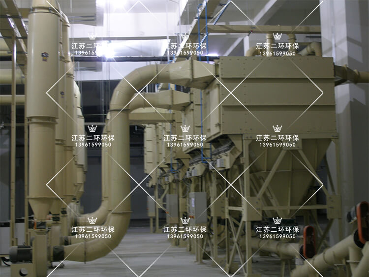 布袋除塵器遇到高溫情況時(shí)，我們?cè)撊绾翁幚恚? /></dt>
                                <dd><h5>布袋除塵器遇到高溫情況時(shí)，我們?cè)撊绾翁幚恚?span id=